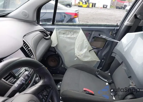 2020 Chevrolet Trax Awd Ls из США, поврежденный, VIN 3GNCJNSB7LL169131